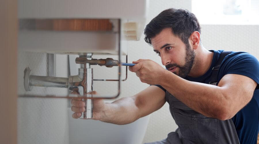 Professional water heater installation services in Newhall, IA